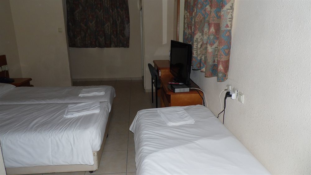 Kikar Boutique Hotel Netanja Exteriér fotografie